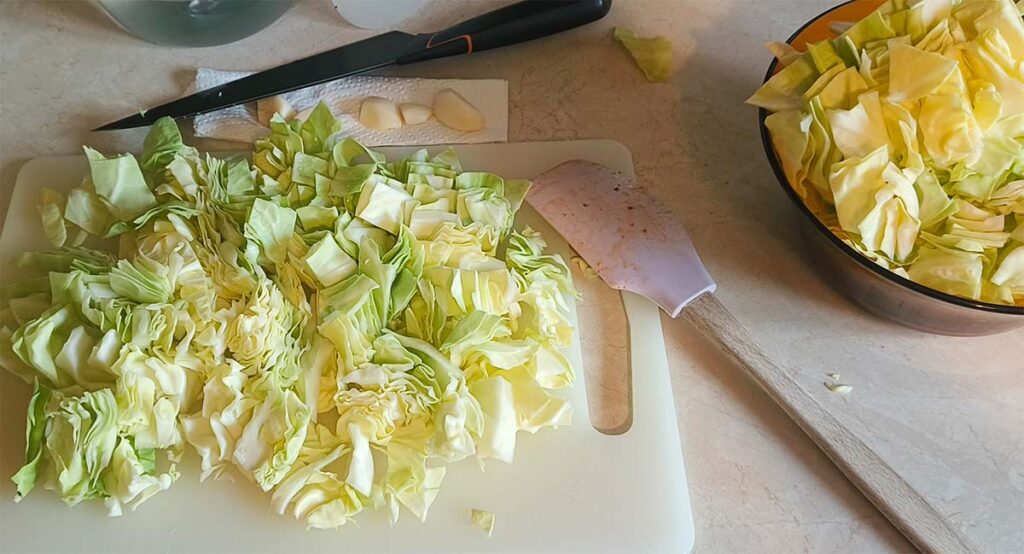 łazanki ze świeżej kapusty