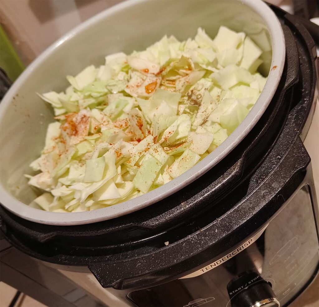 łazanki ze świeżej kapusty