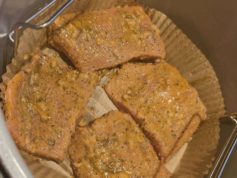 ryba pieczona w air fryerze